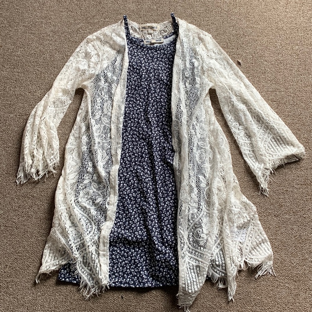Wallflower dress size small